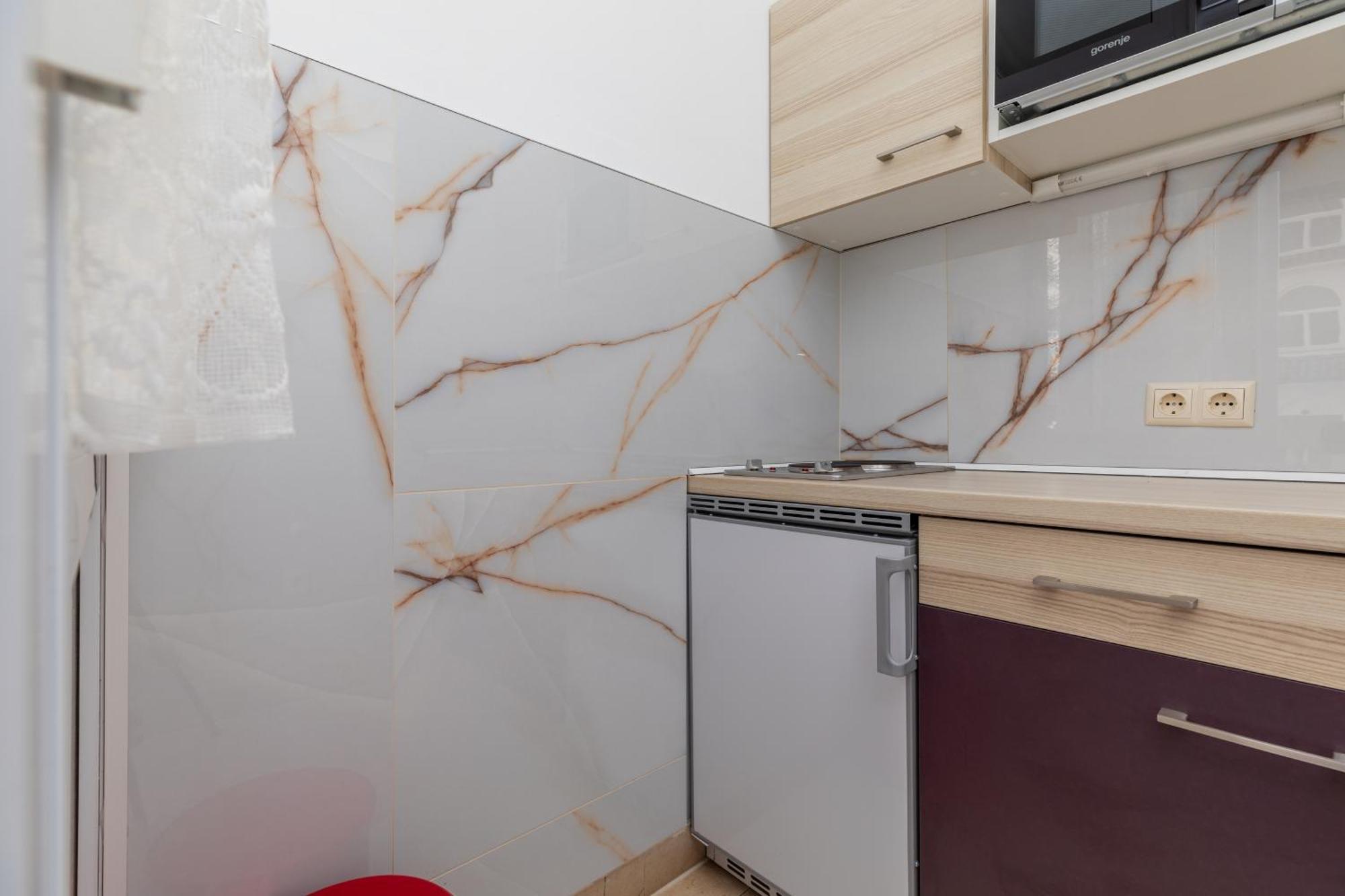 Apartment Duce 5973B Omiš Екстериор снимка