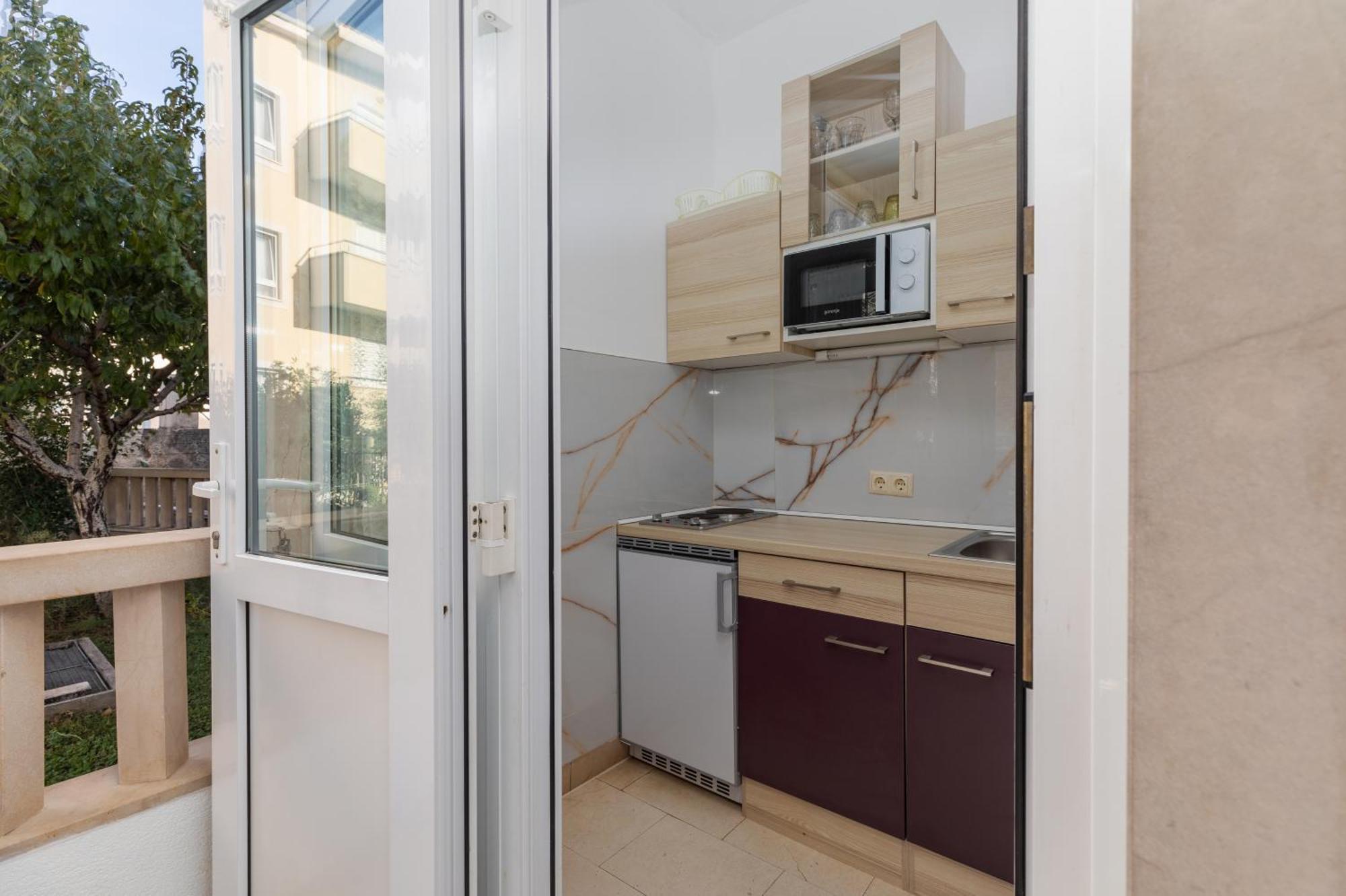 Apartment Duce 5973B Omiš Екстериор снимка